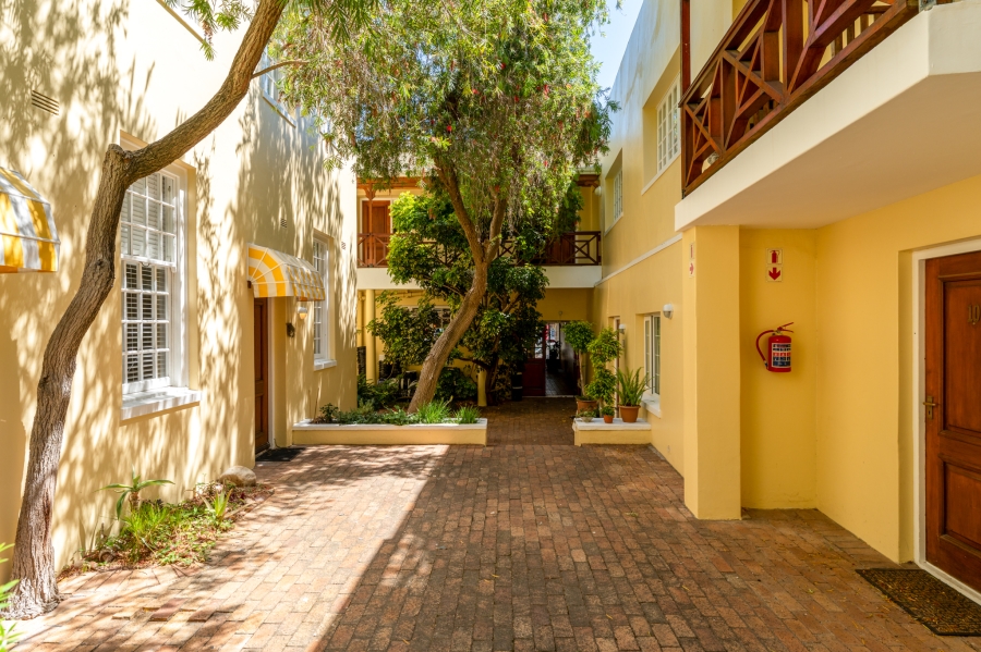 2 Bedroom Property for Sale in Simons Town Western Cape